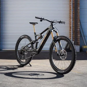 AMFLOW PL Carbon Pro E Mountain Bike 800Wh 24v Central Motor Integrated Battery Carbon Fibre Frame
