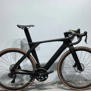 Bicycle 700c Racing Road Bicycle Disc Brake 22 Speed Carbon Fiber Road Bike