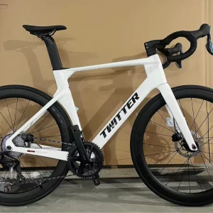 Carbon Road Bike with Carbon Fibre Fork and Disc Brake 24 Speed 700C Racing Bicycle in 12 Colors Available