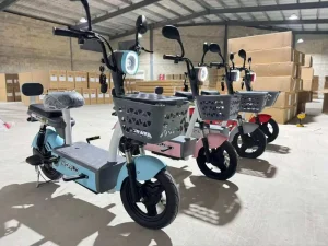 Factory 400W Direct Sales Electric Bicycle with Pedal Electric Bike Electric City Bike for Adult