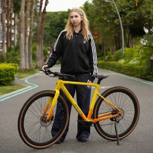 High Quality 10 Speed Aluminum Alloy Road Bike with Hydraulic Disc Brake 700C*32C Road Cycling for Racing and Trekking