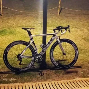 Men Women Fashion Sports Aluminum Alloy Frame 700c Road Bike High Quality Alloy Road Bicycle New Design China Road Bike
