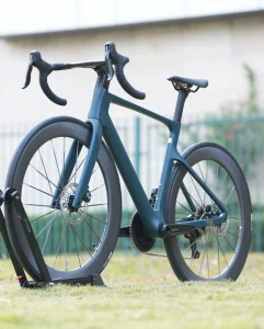 R18 Racing Full Carbon Light Weight 24 Speed Road Bike WheelTop TX-24S Wireless Electric Disc Brake Aero Saddle